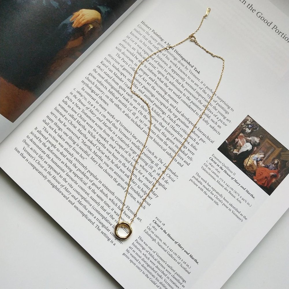 *NEW Vintage Gold Circle Pendant Chain Necklace - Picture 6 of 6